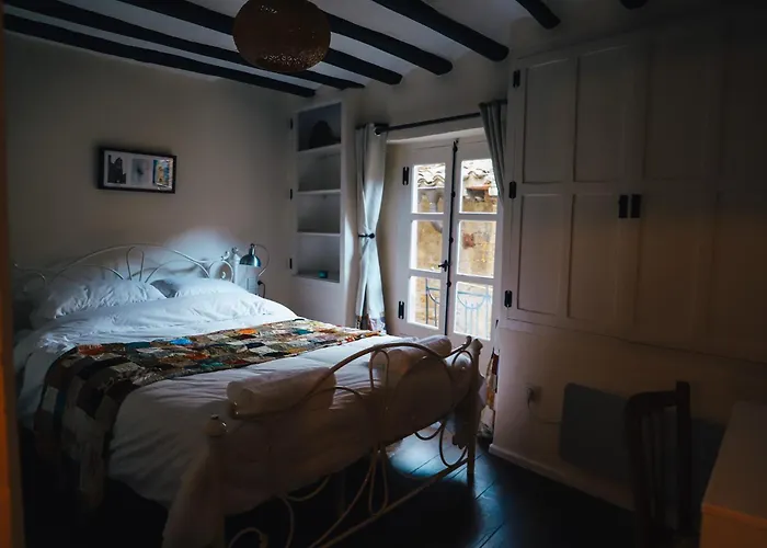 Numero 8 A Traditional Basque Village Homestead * La Guardia